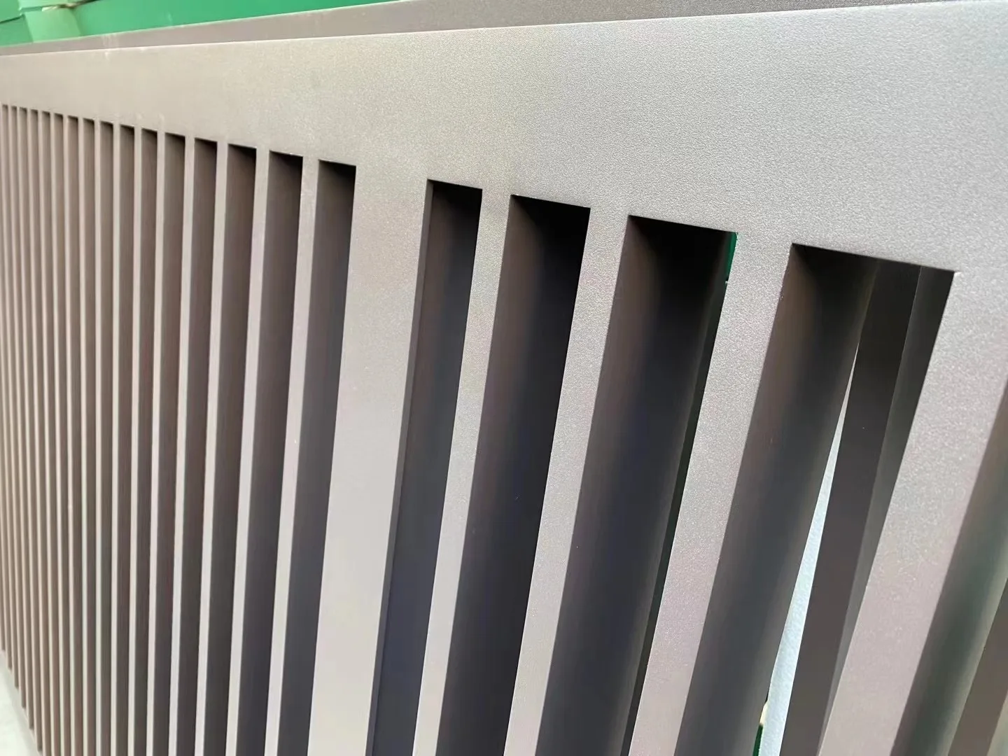 Aluminum Fence Louver Garden Fence Panels Design Professional Private Metal Modern Slat Fence Heavy Duty Horizontal Bar 20 Years