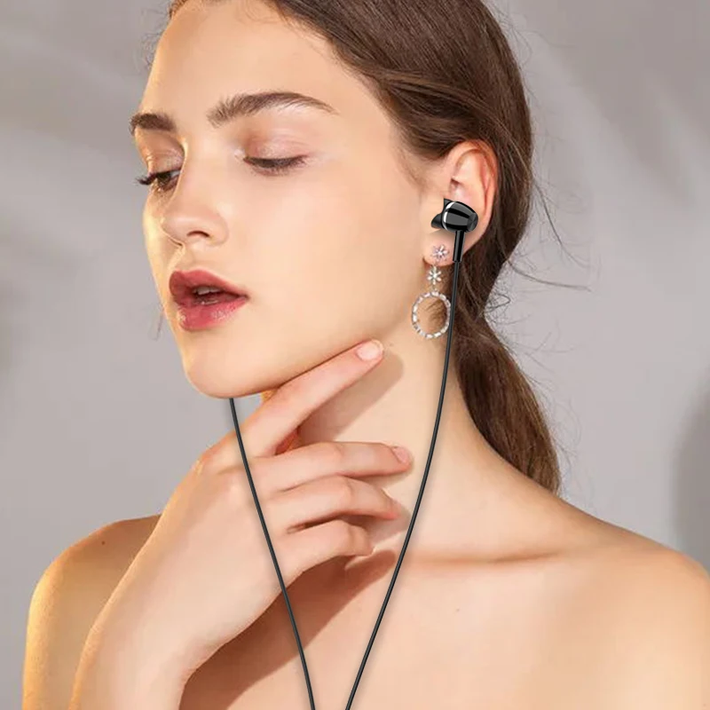 KAKUSIGA Fast and Stable Type-C wire-controlled digital in-ear with mic Original sound Fully compatible