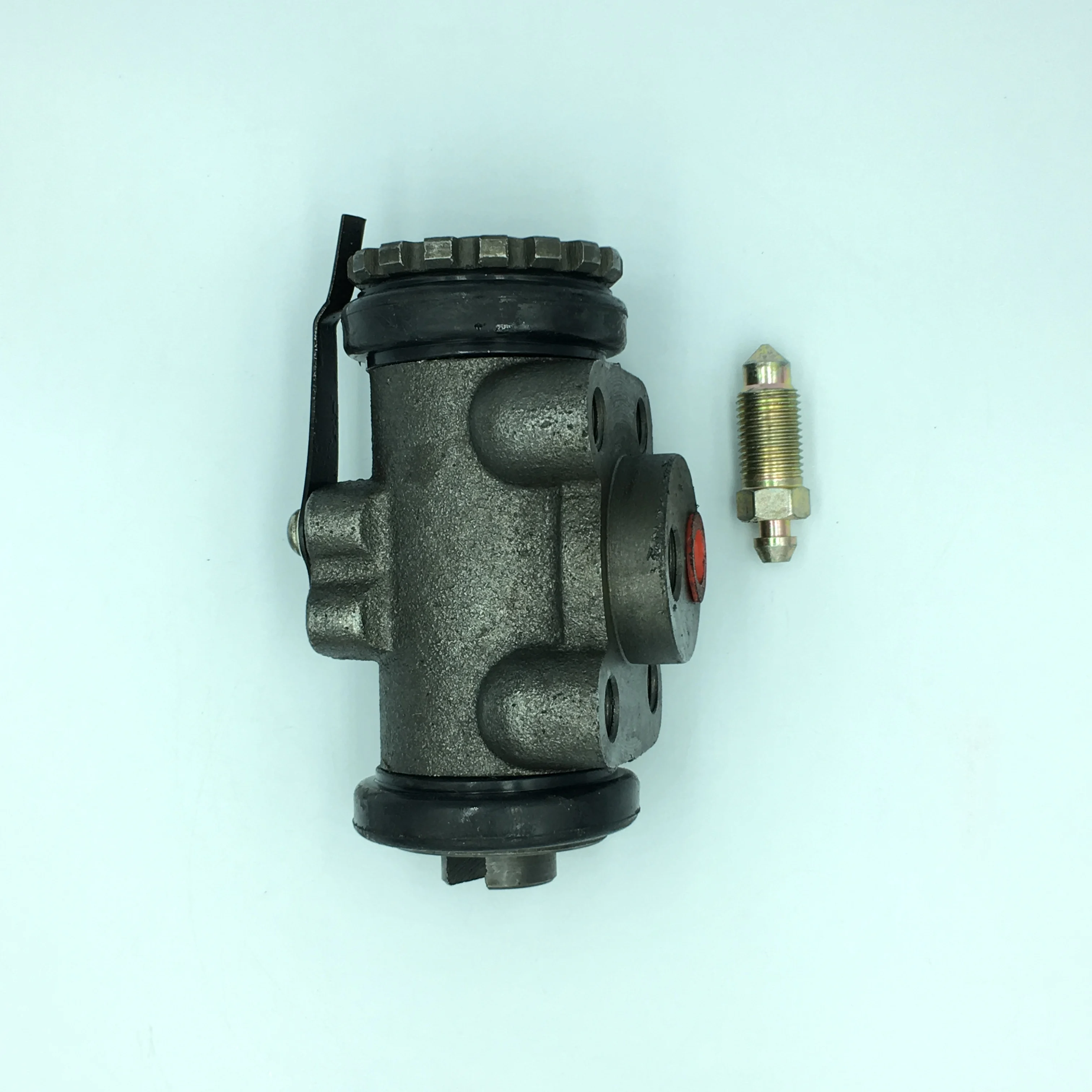 Manufacturer of thermal quality brake pump or wheel brake and wheel brake cylinder NJ1062 rear left top