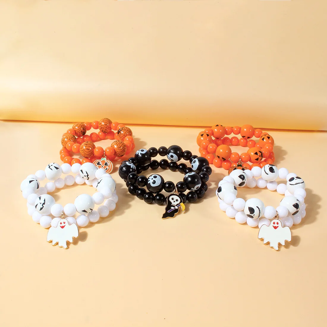 2pcs/set Gothic Halloween Bracelet Pumpkin Skull Witch Pendant Bracelet Decoration Fashion Wooden Jewelry Accessories Gift Set