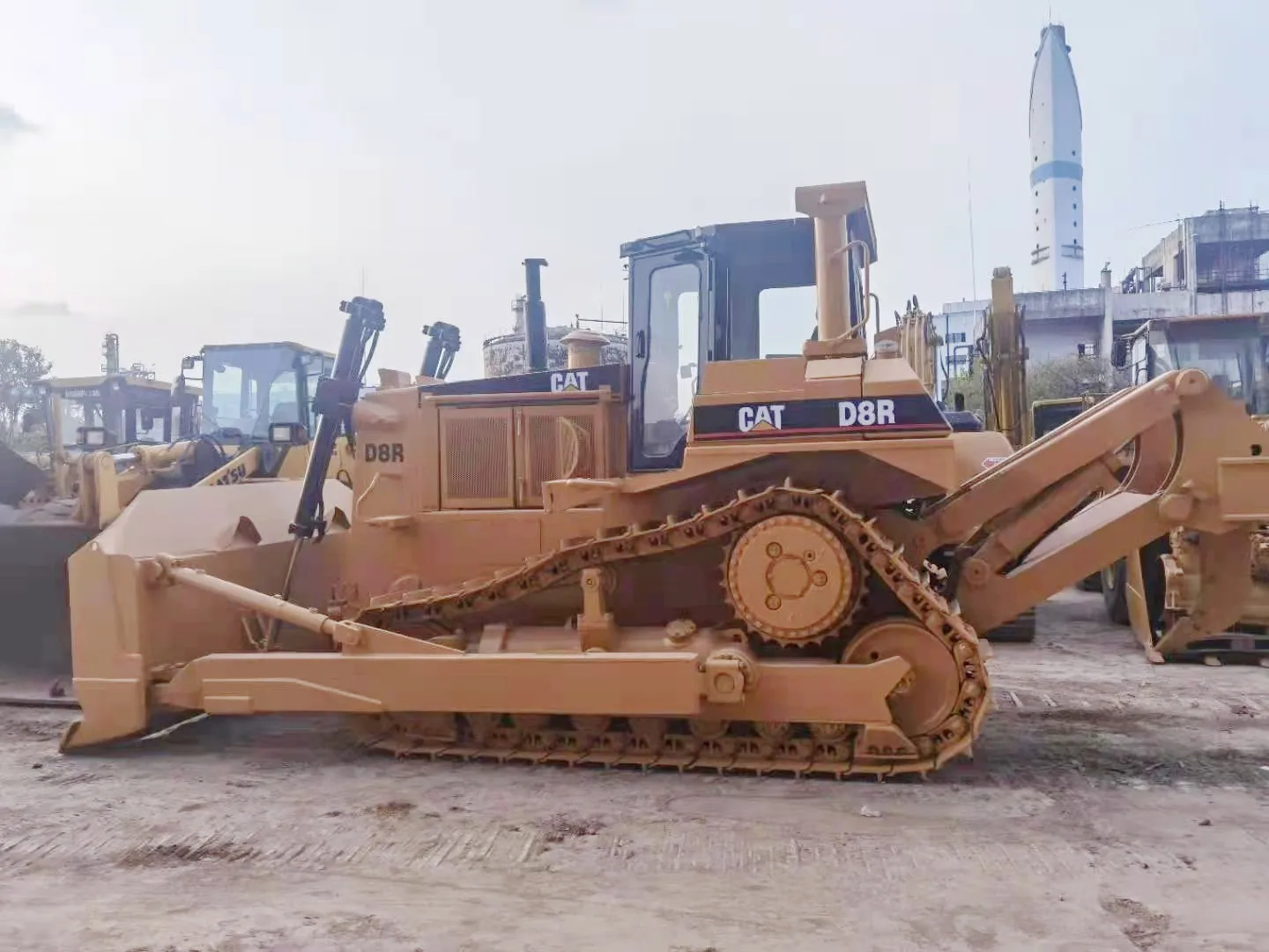 Second hand Bulldozer Caterpillar D8R Cheap Used USA Caterpillar CAT D8R Crawler Bulldozers For Sale