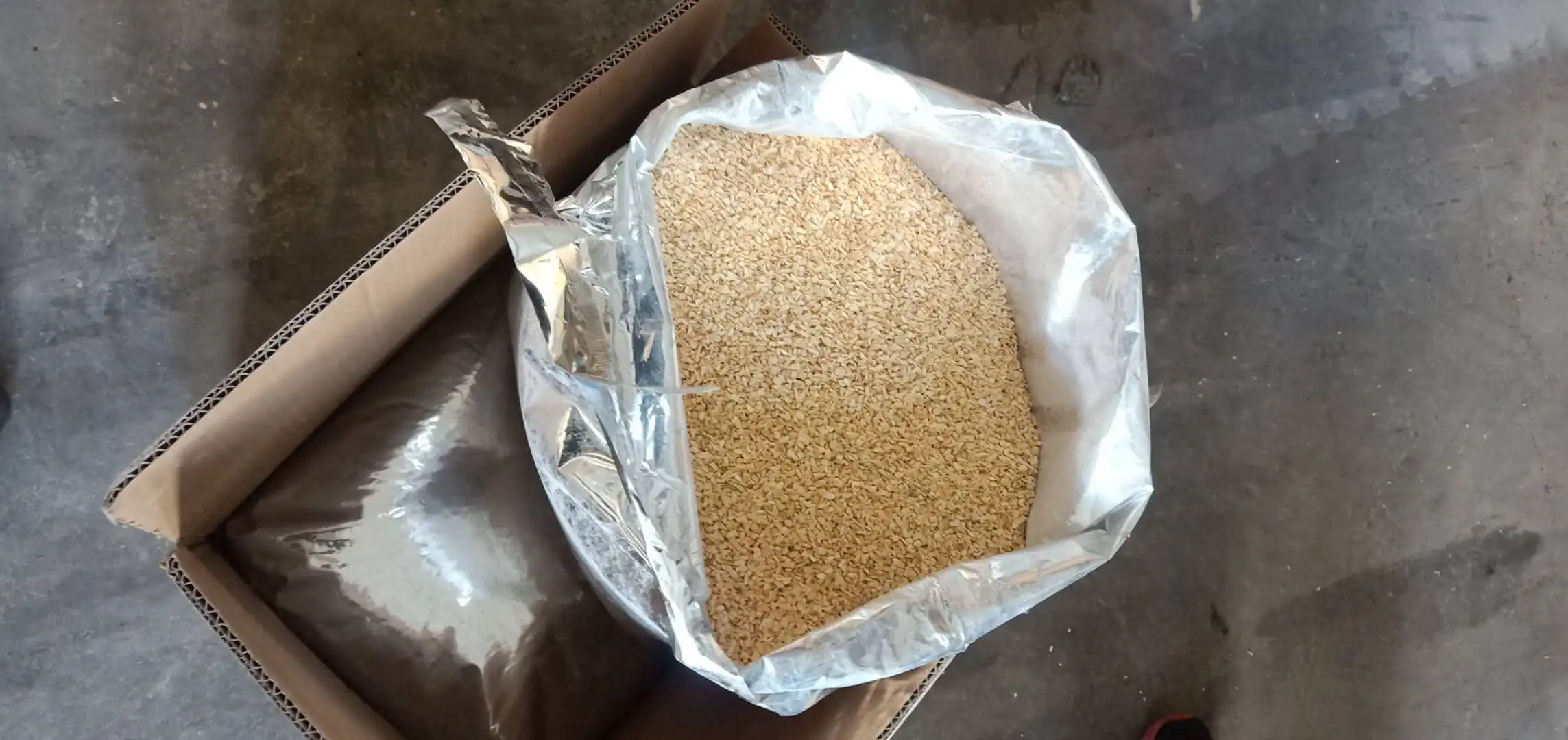 granulated garlic