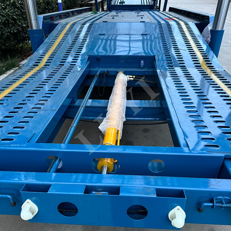 Luyi 3 Axles 8 Car 10 Car Carrier Trailer Double Deck Good Quality OTTC Certification Transport Car Truck Trailers Customizable