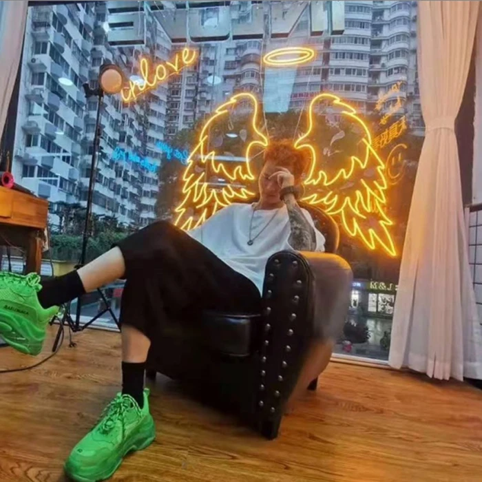 Fast Delivery Custom Led Light Neon Sign  Personalised  Led Logo Sign No Moq Angel Wings Neon Sign