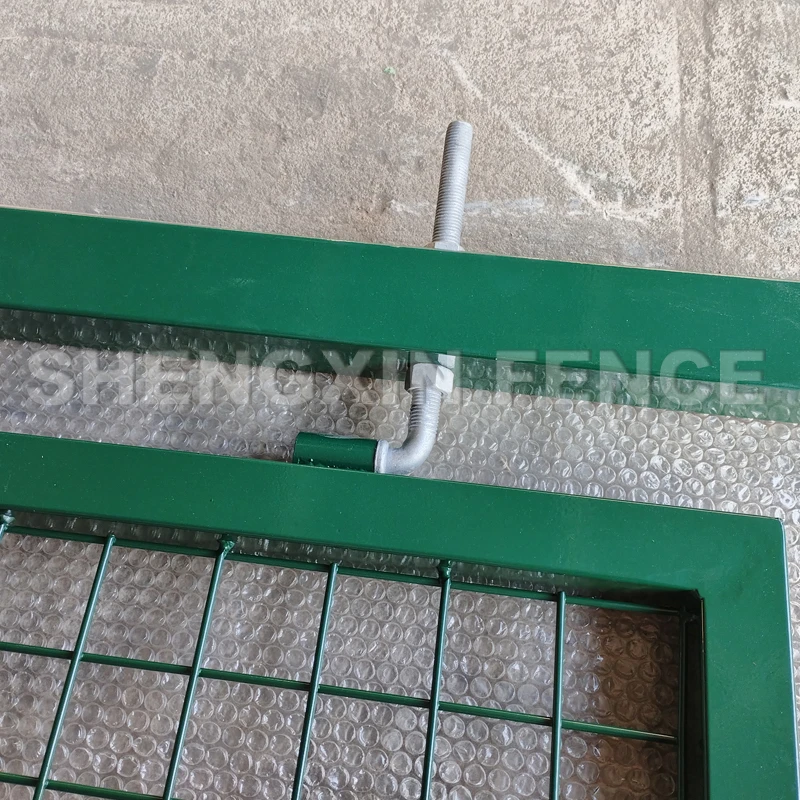 European Style Garden Gate Metal Home Entrance Gates Trailer Mesh Gate