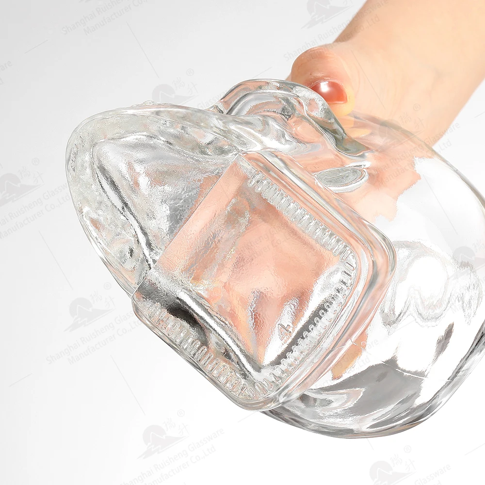 New design 500ml 750ml Special Clear Unique Skull Skeleton Shape Glass Bottle Brandy Whisky XO Vodka Spirits Decanter