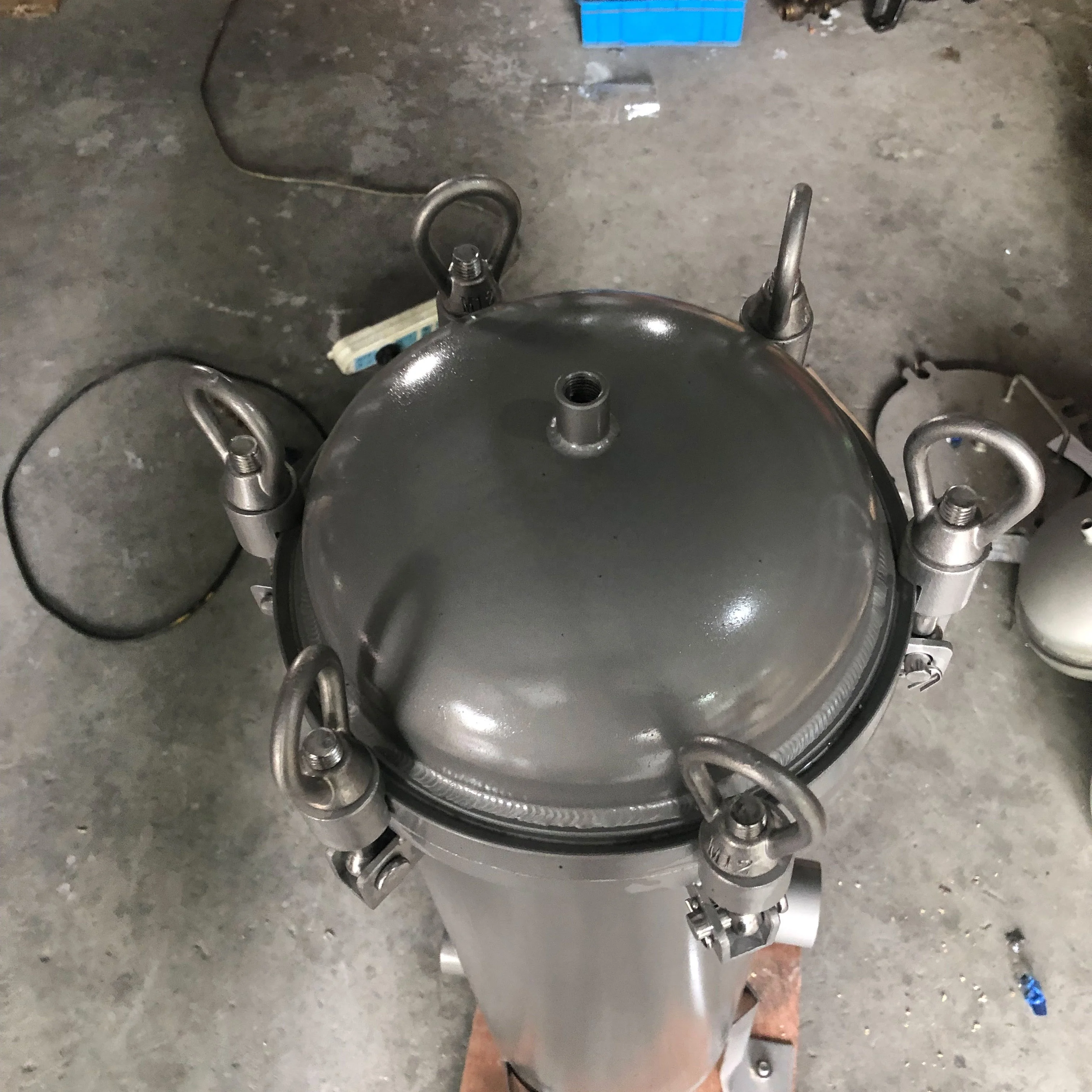 Stainless steel sanitary cartridge filter housing for water treatment