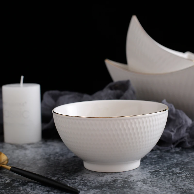 Ceramic White Embossed Bone White Fine Porcelain Round Dinnerware Set With Gold Rim