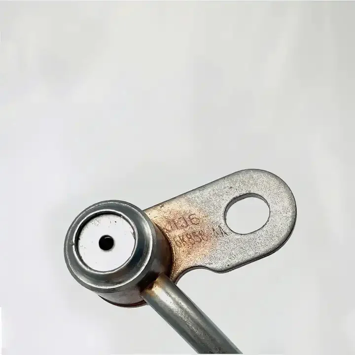 Original high-quality nozzle ASM-PSTN oil engine parts Chevrolet Captive BAOJUN530 1 * 3 cylinder nozzle OEM number 2115127400