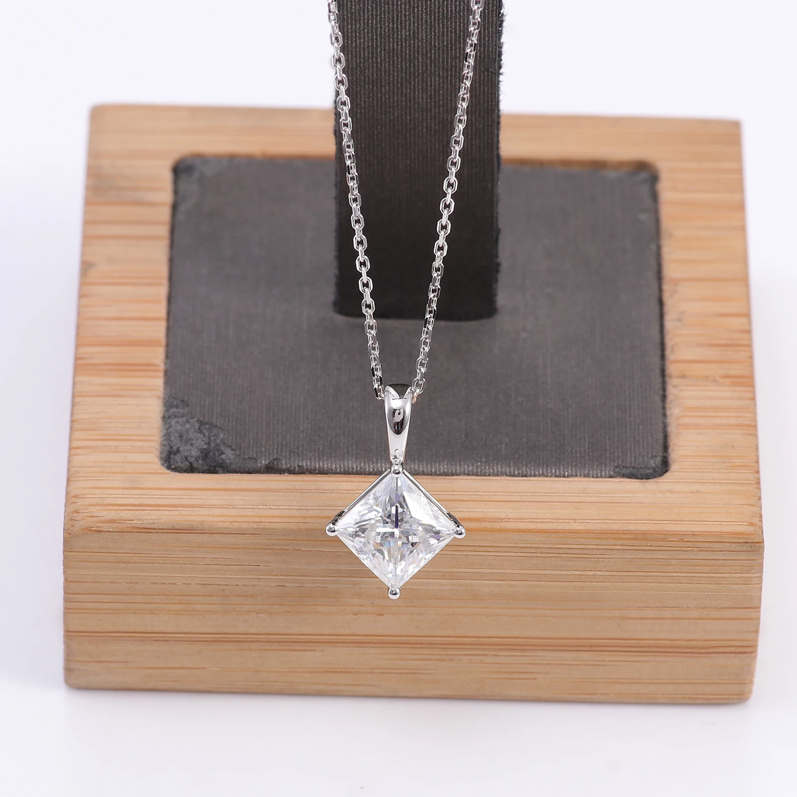 wholesale lowest price 1ct 2ct DEFGH color cvd hpht Lab Created Diamond Solitaire Pendant 14k gold fine jewelry pendant