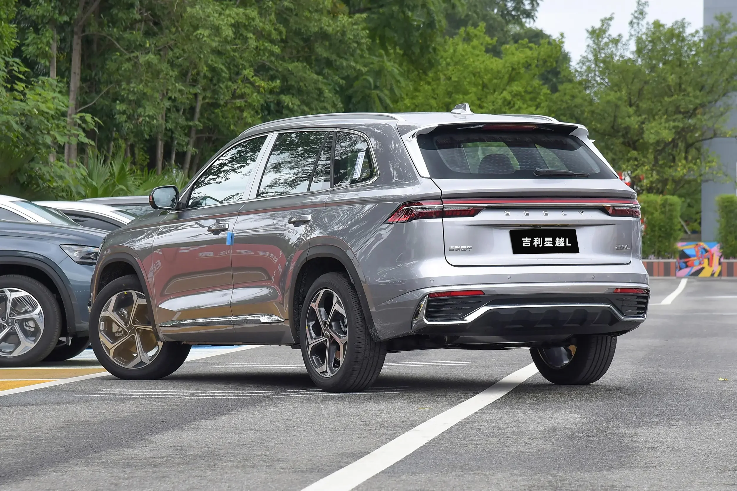 Китайский роскошный электромобиль Geely Xingyue L 2021 новые энергетические автомобили Monjaro Suv Китай