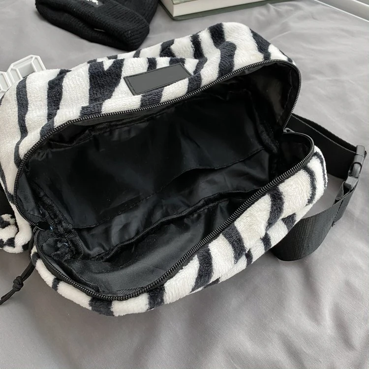 Jtfur women street fashion handbag fluffy faux rabbit fur portable fanny pack cross body bag