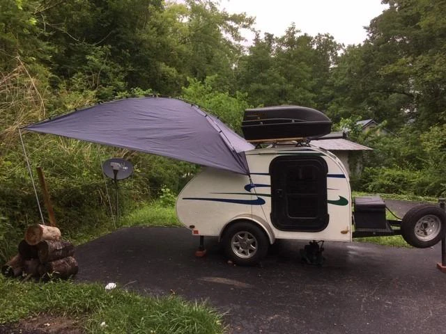 Portable Outdoor Parking Umbrella Roof Cover Trunk Tailgate Car Cover  Sun Shade Tent for Camping