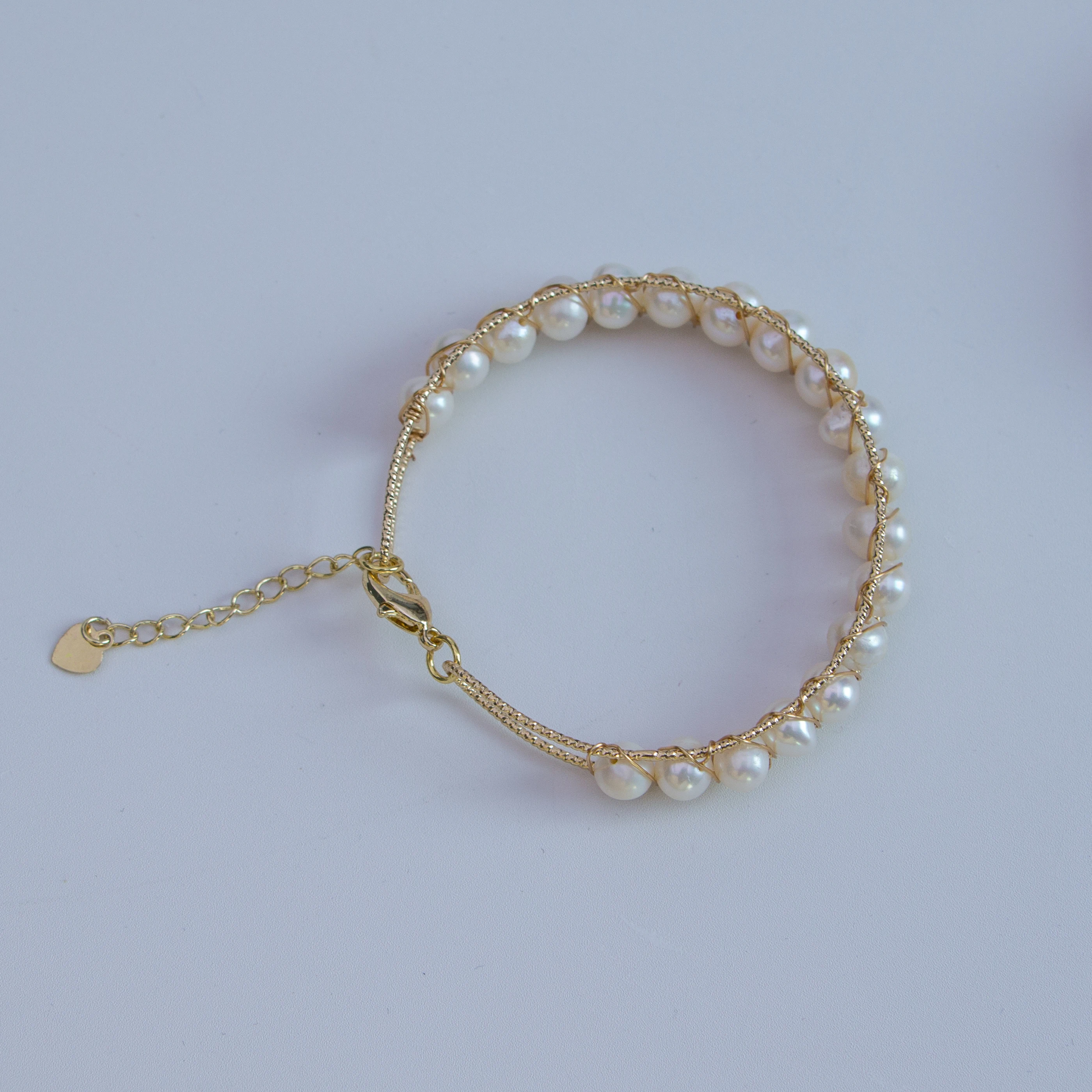 Alloy accessories fresh water seedless white fashion pearl bracelet 6-8mm nearly round flaws