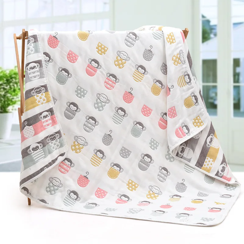 Dropshipping 6 layers print woodland strawberry muslin layered baby bath towel crinkle High-density cotton gauze swaddle blanket