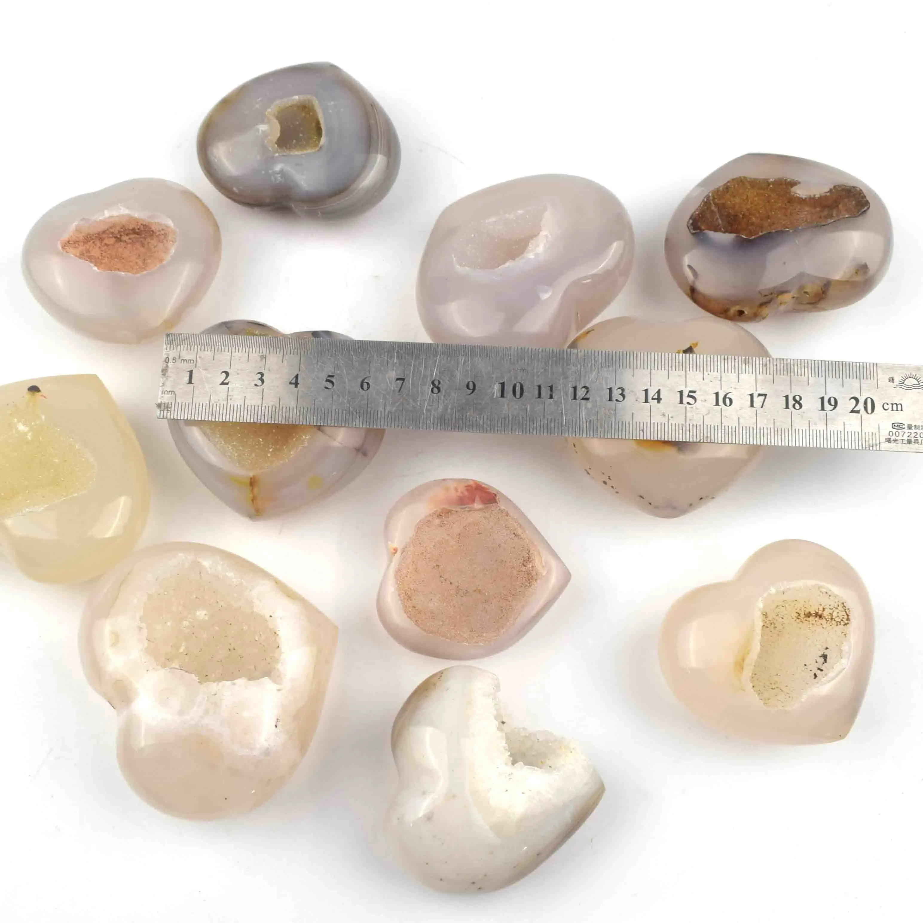 Wholesale Natural Crystals Heart Polished Druze Geode Agate For Decoration