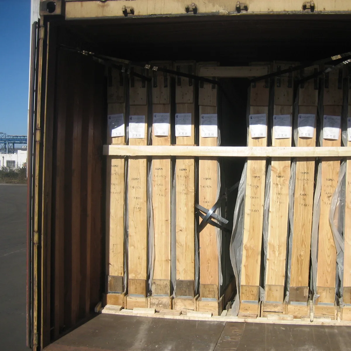 Основные клиенты нуждаются в глубокой бронзе 3660*2440 мм цветное плавающее стекло коммерческий лист отражающее стекло