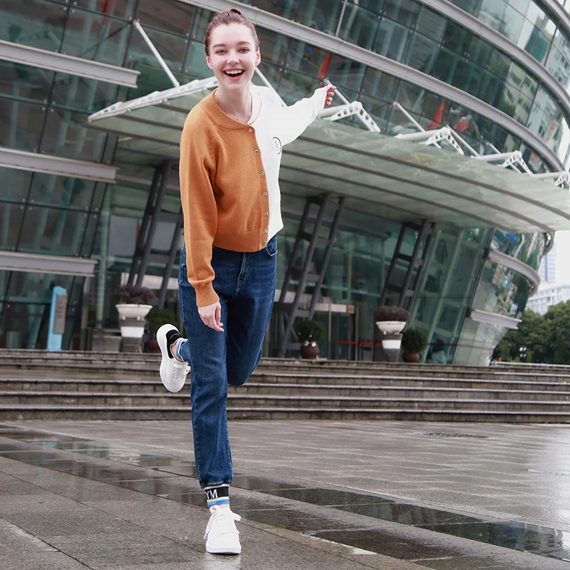 oversize V-neck embroidery jacquard knitted latest design ladies Cardigans With pockets loose cardigans sweater women