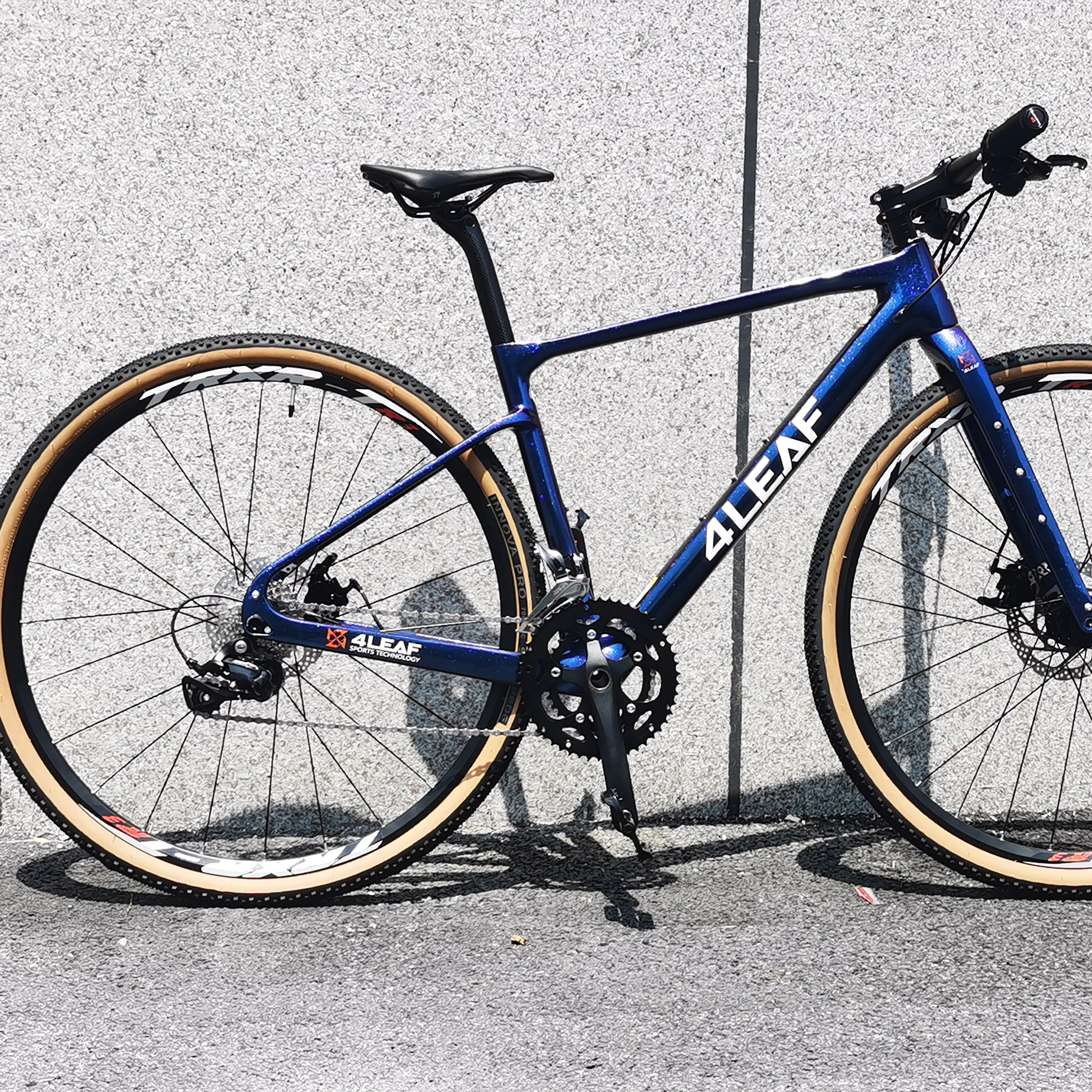 700C Full Carbon T700 Carbon Road Bike Frame 105 Groupset 22 Speed SHIMANO Carbon Gravel Bike