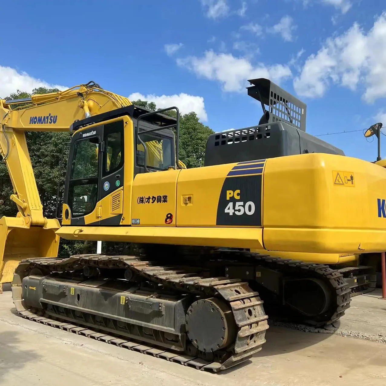 Used second-hand excavator earth-moving machinery komatsu pc450-7 of sale