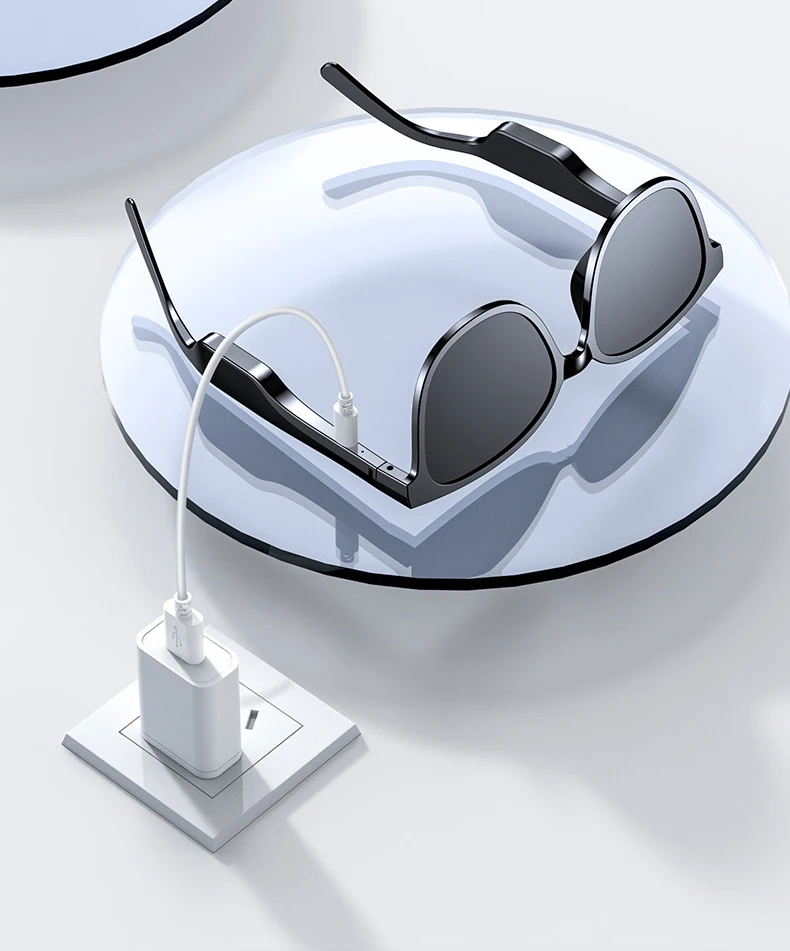 Sunglasses with bluetooth earphone hot selling fashion unisex women men new arrival wholesale outdoor plastic PC sunglass