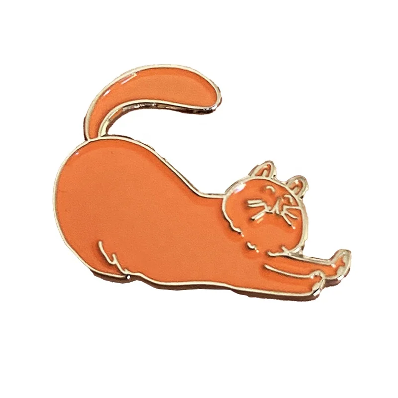 Custom Cool Wearing a Crown Turnip Black Round Lapel Pin Famous Brand Advertising Black Dyed Soft Enamel Wholesale Manufacturer