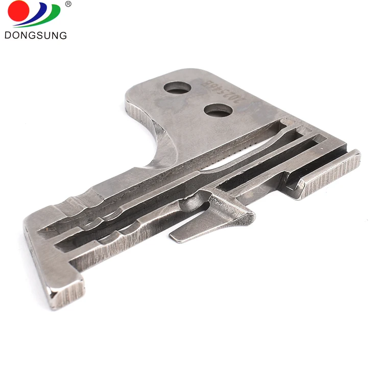 High quality Dongsung brand sewing machine parts needle plate for Pegasus M700 overlock sewing machine 202546E