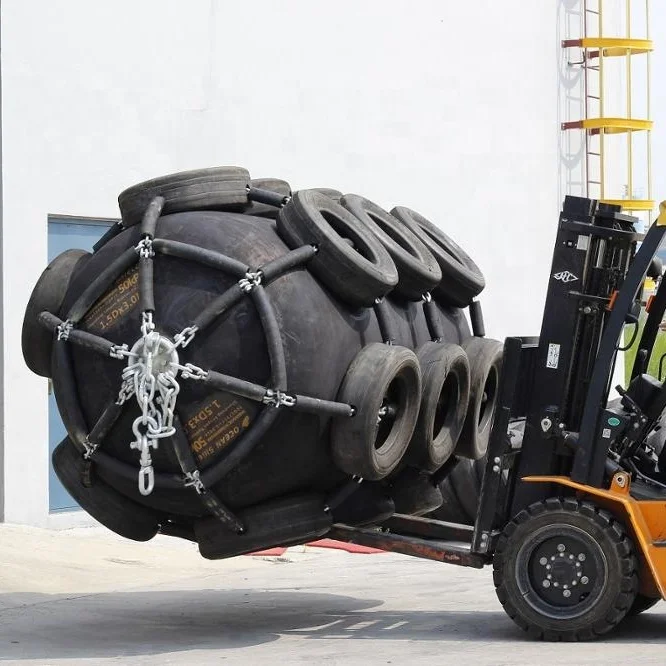 Pneumatic Floating Rubber Fender Protection Boats Ships Marine Supplies