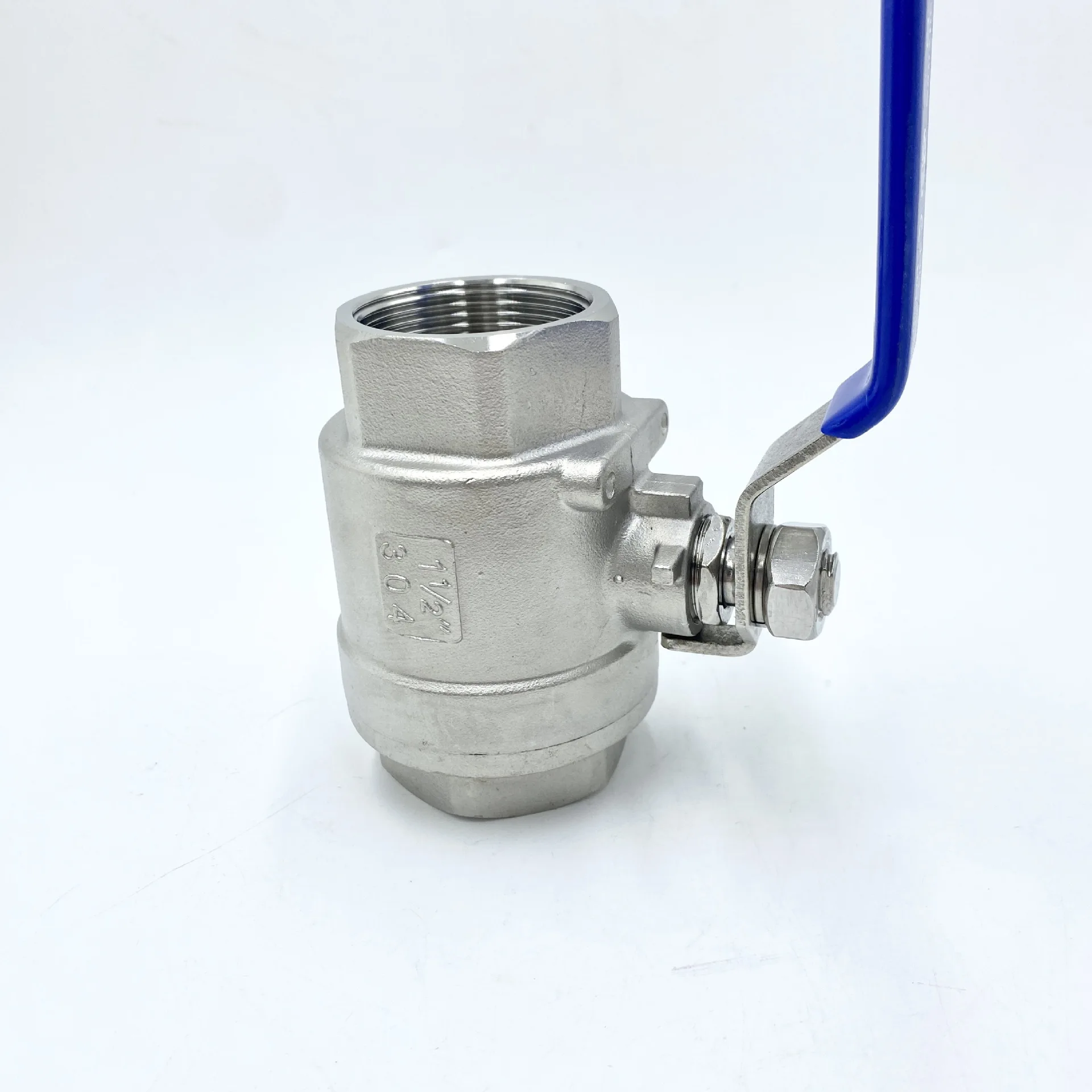 High Quality Rugged And Durable Hot Sale Stainless Steel Ball Valve Two-Piece High Flow Female Threaded Ball Valve