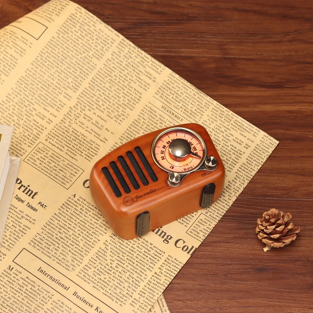 Old Brand Retro Nostalgic Portable Bluetooth Audio Speaker High Quality Wooden Wireless USB Socket Solar Powered FM/AM Radio