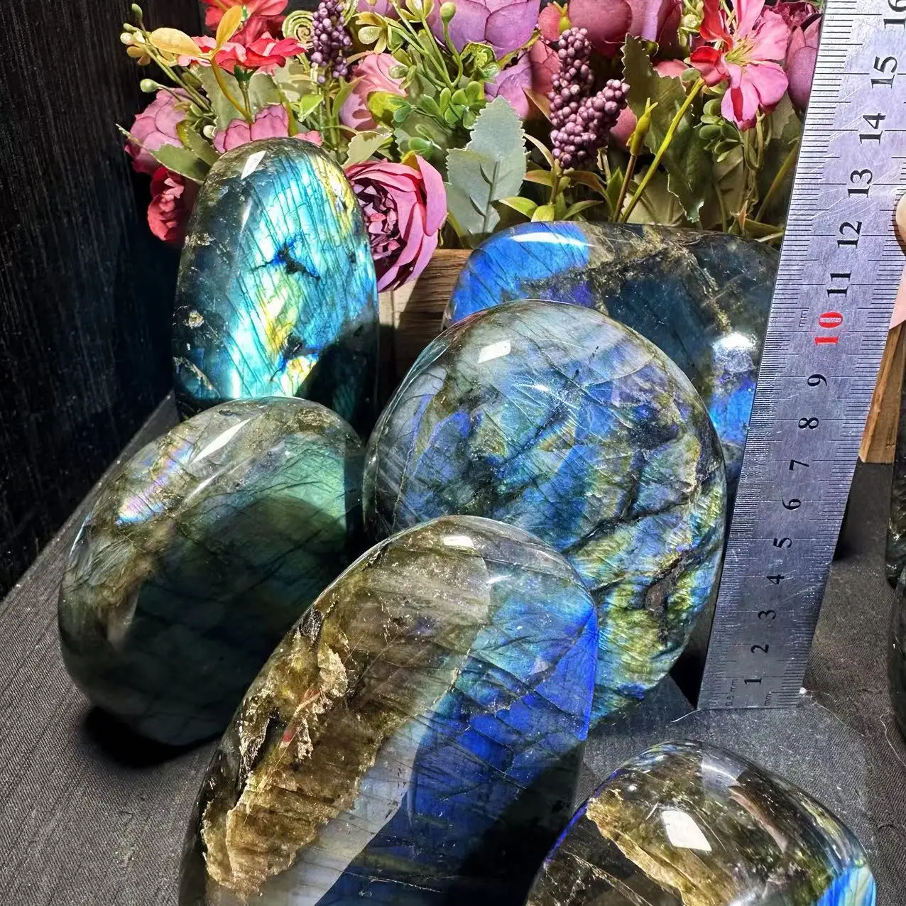 High Quality Natural Crystal Stone Craft Labradorite Free Form for Healing or Decoration.