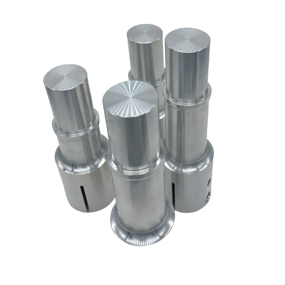 CNC machine making cnc precision machining parts gear shaft cnc machining