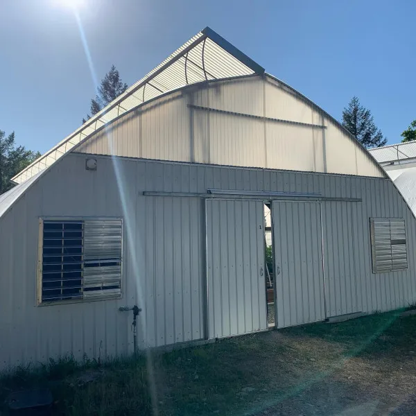 Hot Sale Auto Blackout Light Deprivation Greenhouse Hemp Dep Greenhouse Pc Sheet Greenhouse Agriculture Green House Equipment