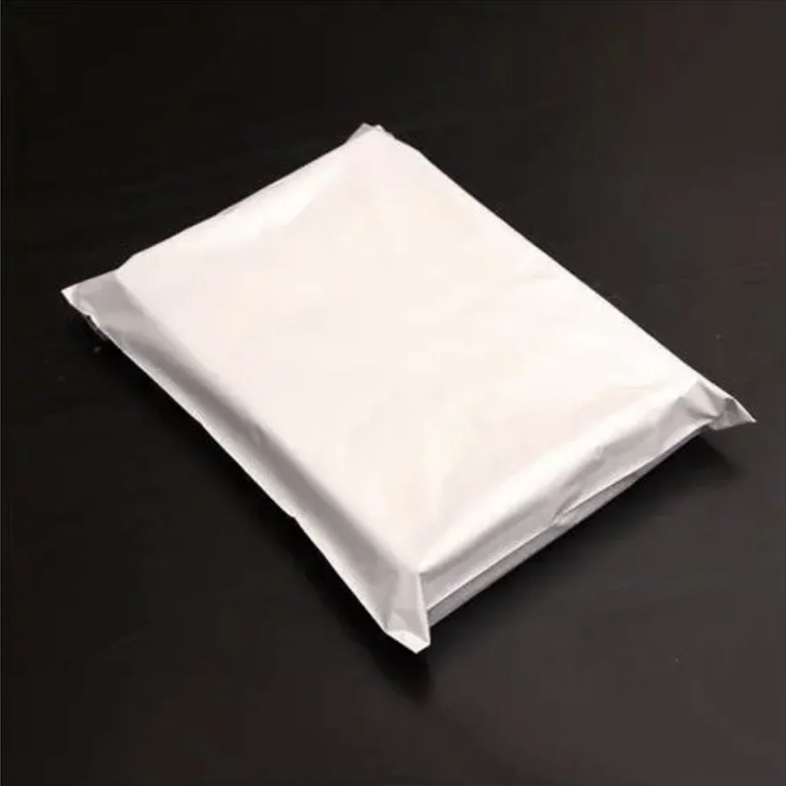 Desktop Automatic Packaging Machine Ecommerce Packaging Machine Automatic Bagging Machine