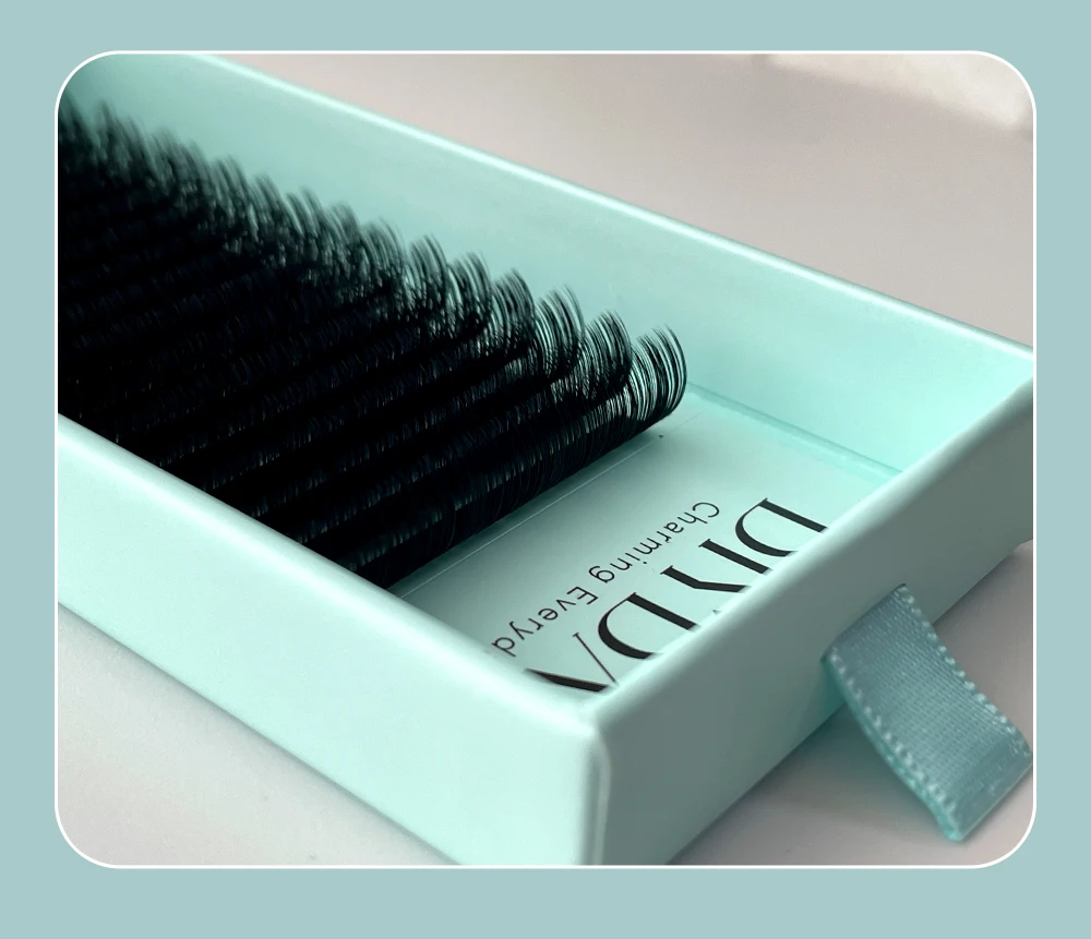 M classic lashes