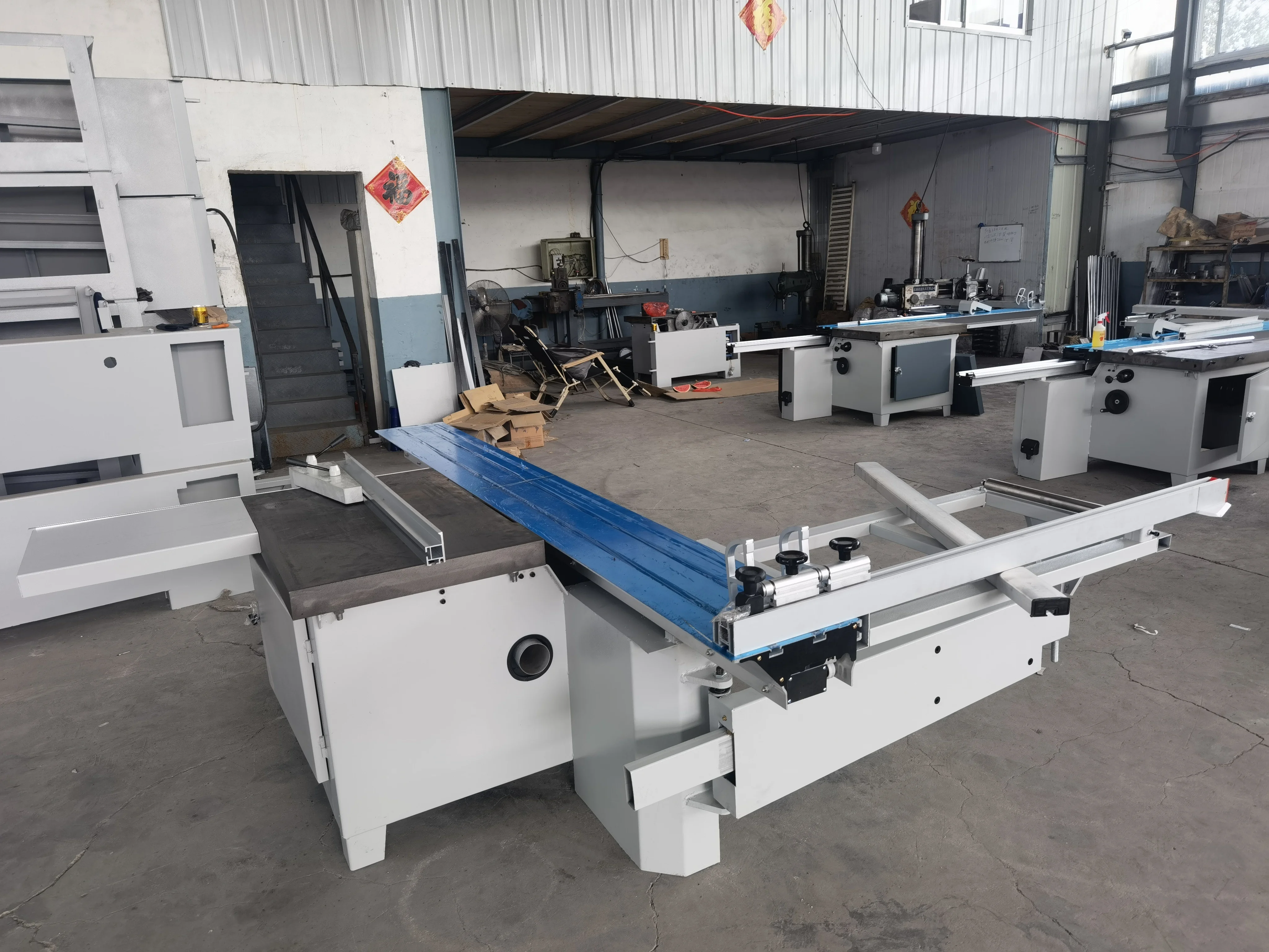 Wood Plywood Saw Cutting Machine 45 or 90 degree