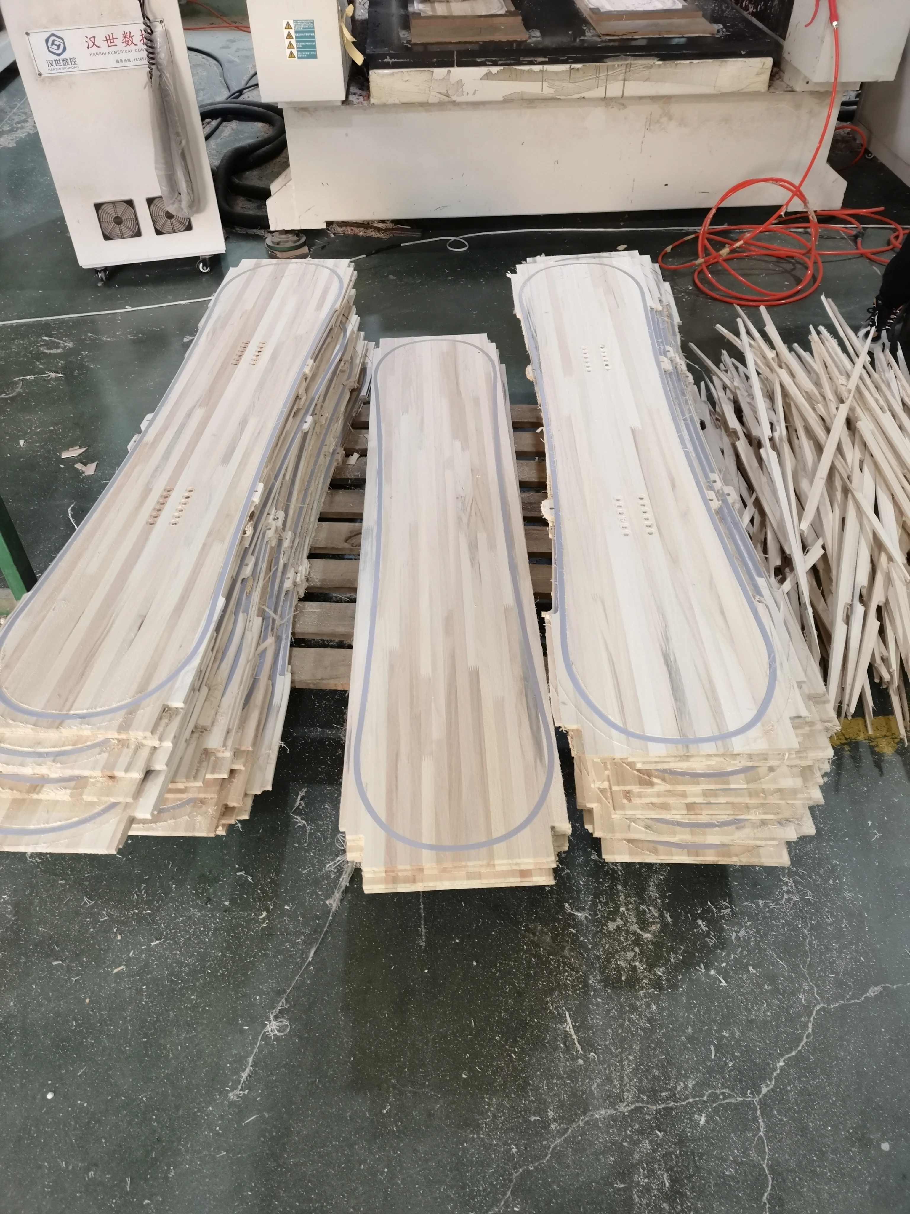 Custom Logo All Mountain Snowboard Sintered Base Poplar Core Snowboard