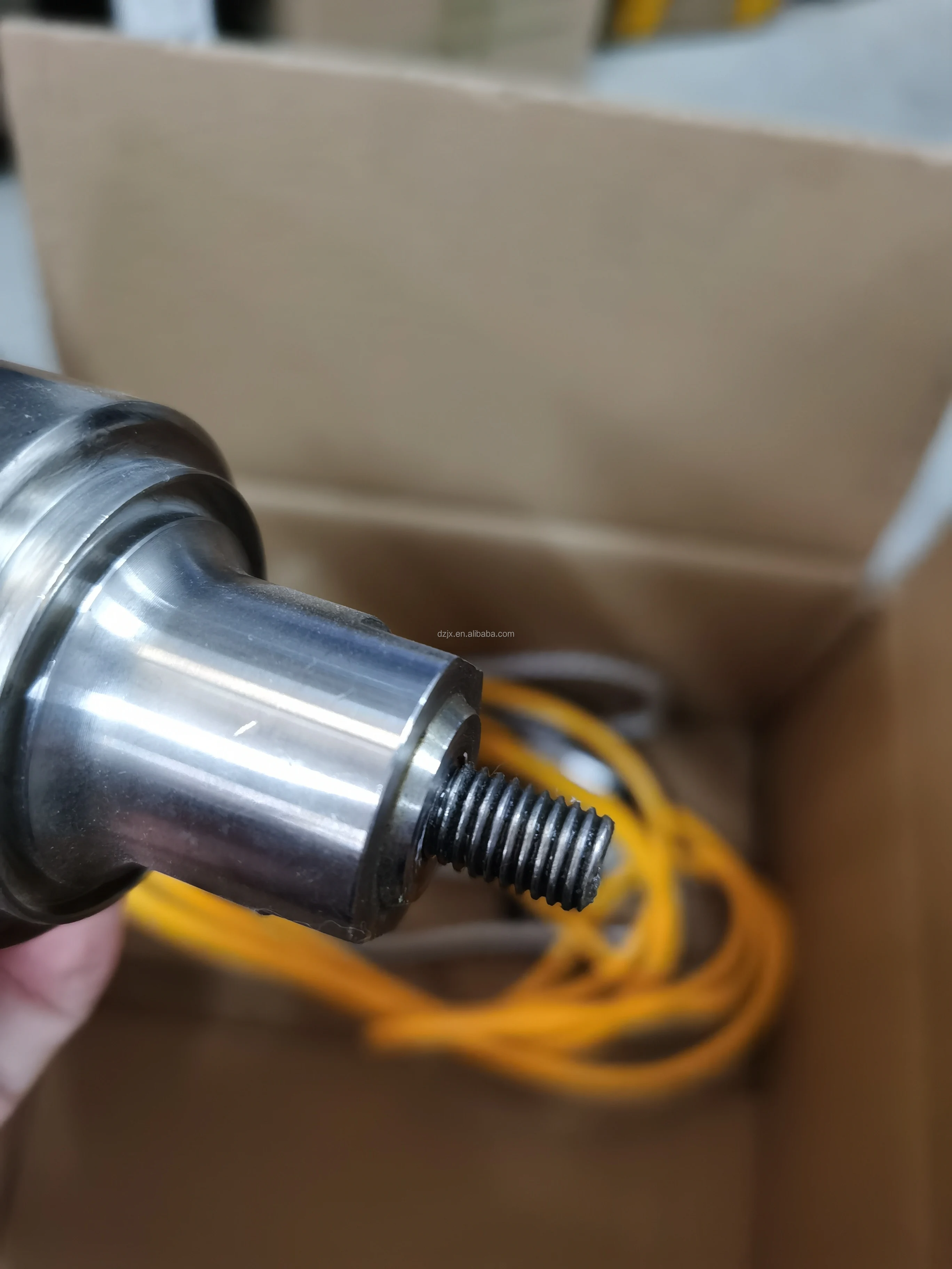 High Quality Ultrasonic Sieving Transducer and Generator for Vibrating Screen Swing Machine /vibration Sieve Component Parts 2.5