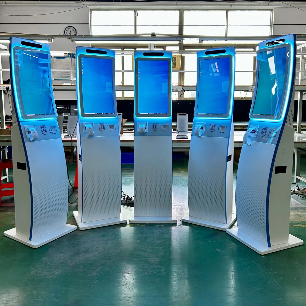 23.6 inch floor standing lcd interactive touch screen totem digital display smart kiosk with screen self service ordering