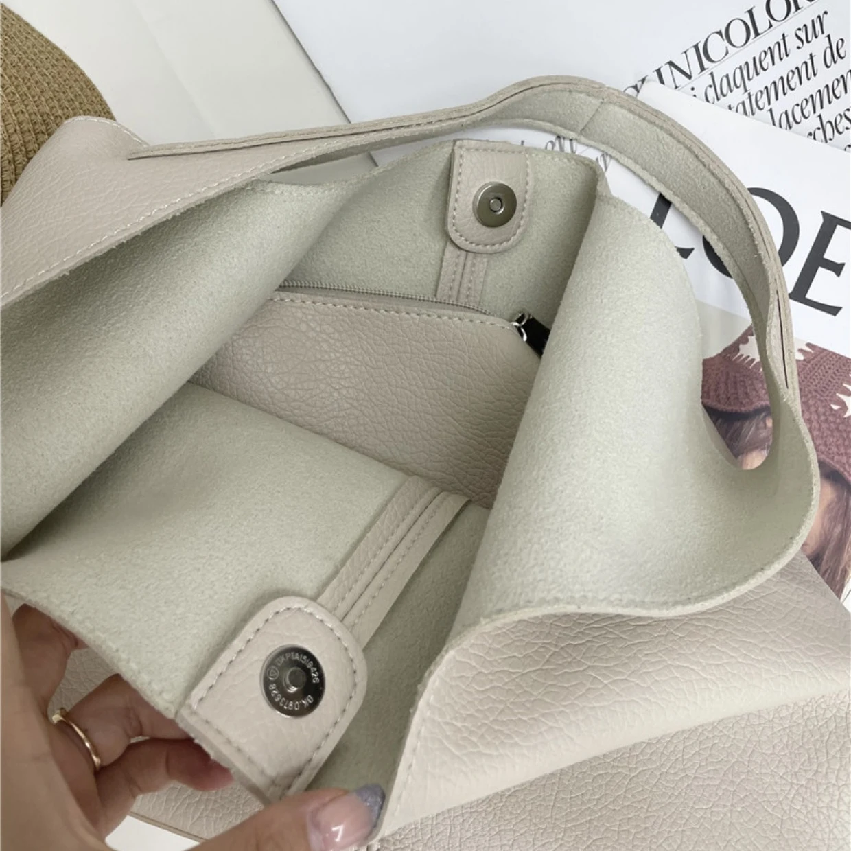 Hot Sale Retro underarm tote bag 2022 Korean popular large-capacity soft pu leather shoulder tote bag