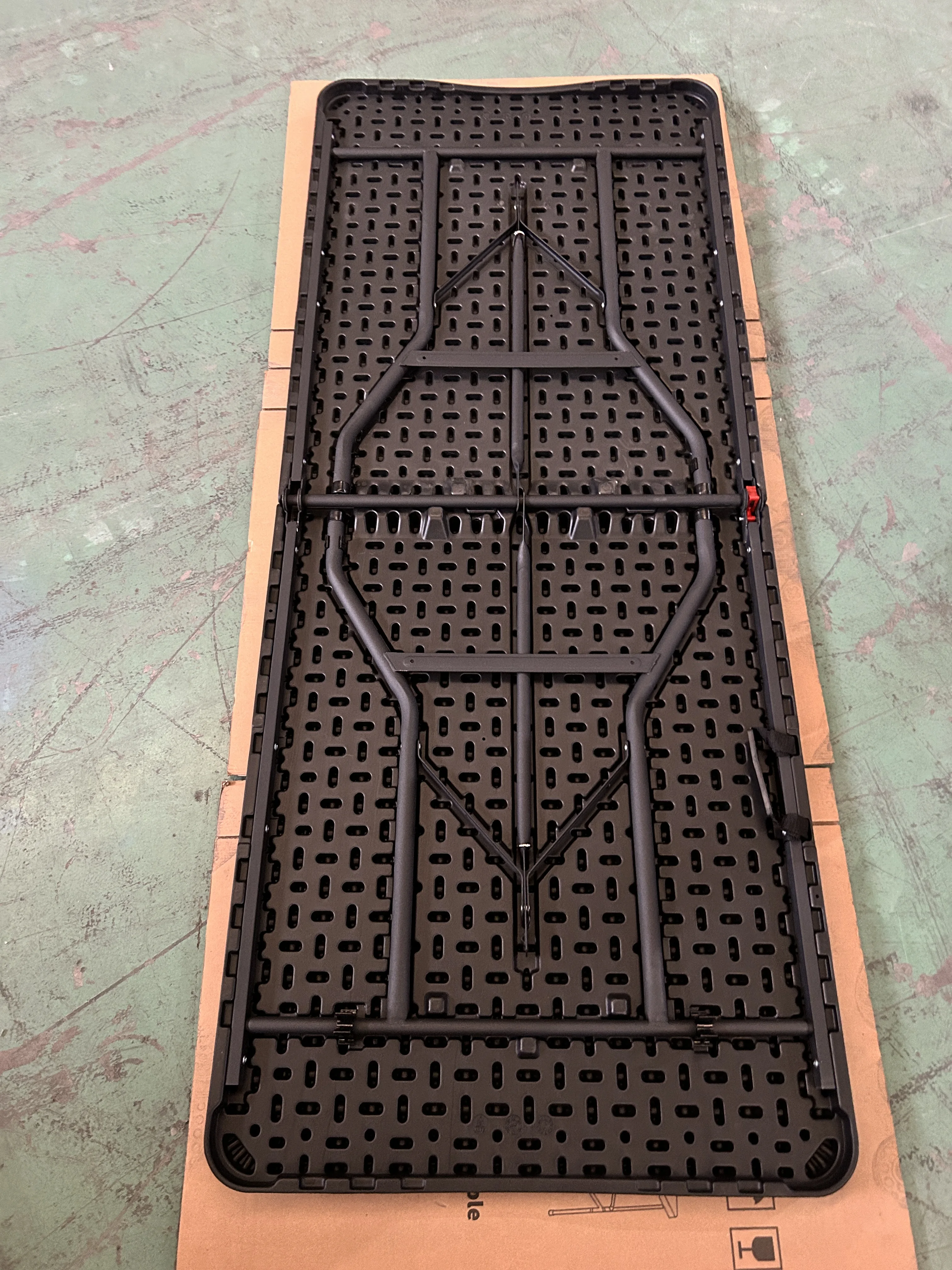 180cm Black Color HDPE Rectangular Center Foldable Party Plastic Folding Tables Wholesale