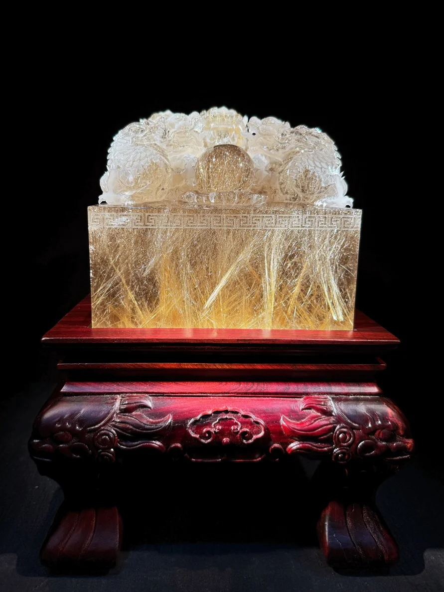 Top quality golden rutilated quartz Imperial Seal  rutilated quartz crystal Lion carvings for decoration