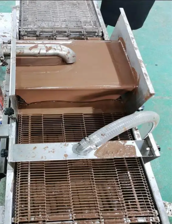 Chuanben high speed automatic doughnut pour honey machine