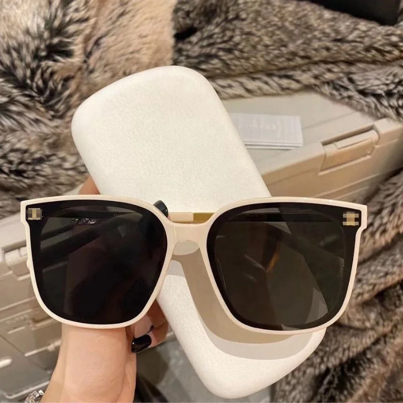Luxury Designer Sunglasses UV400 Square Frame Sun glasses Women Vintage Brand Designer Fashion Sun Glasses