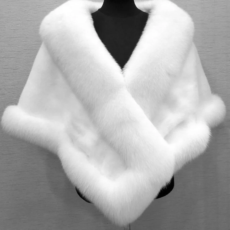 
Latest Design Elegant Style Winter Ladies Faux Fur Cape 