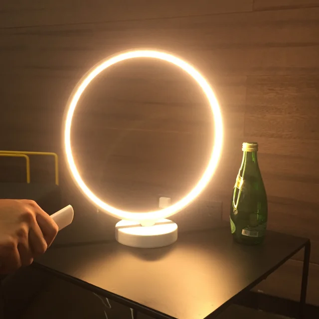 
2021 Hot sale circle bedside table lamp Aura mood lamp light for home party 