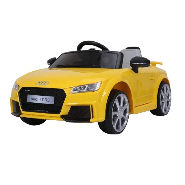 Shantou унисекс лицензированный Audi TT RS игрушечный электрический автомобиль с дистанционным управлением для детей пластиковый материал 4 колеса