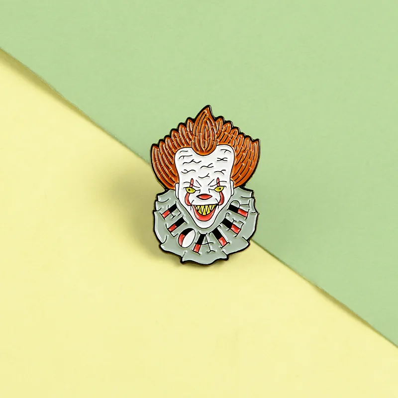 Недорогой эмалированный металлический значок на лацкан для всех святых