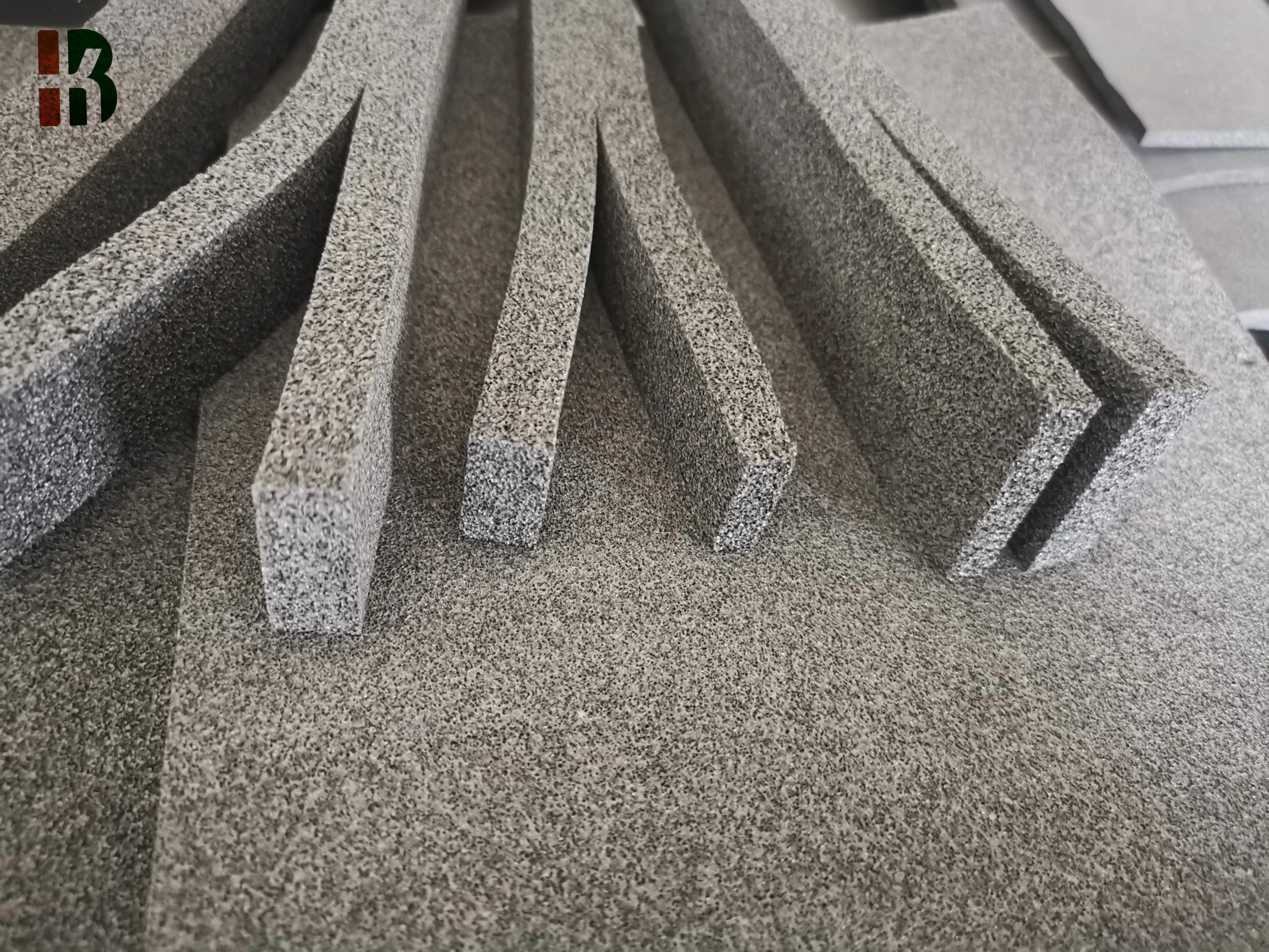 1-50mm thick epdm rubber granules hose factory butyl liquid rubber for epdm