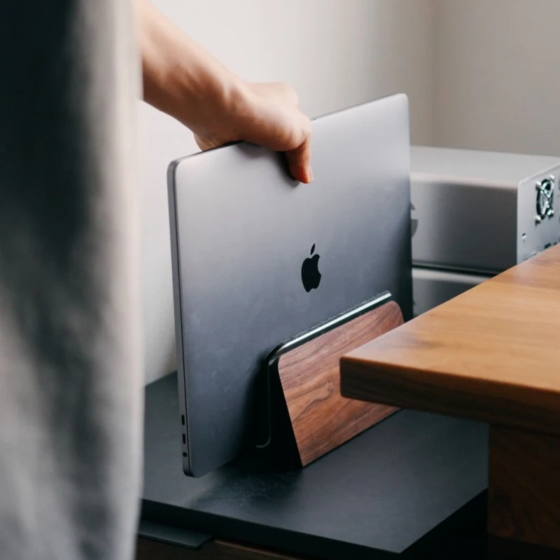 Samdi Computer Laptop Stand for Tabletop Durable Wooden Dual Wooden Vertical Desktop Laptop Stand Holder Customers Logo Accepted
